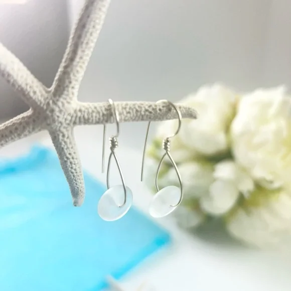 Ocean Bubbles Sea glass Wirework Earrings - Picture 6 of 6